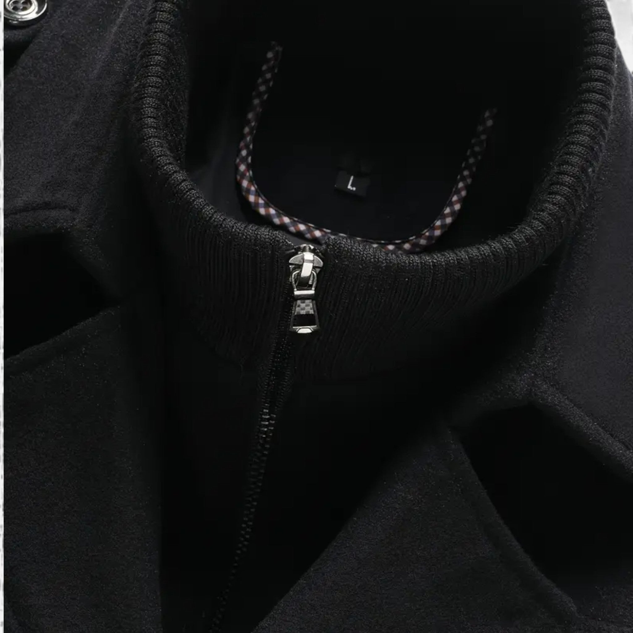Rocal Outlet | Abrigo Largo de Hombre – Elegancia Vintage con Cuello en Contraste