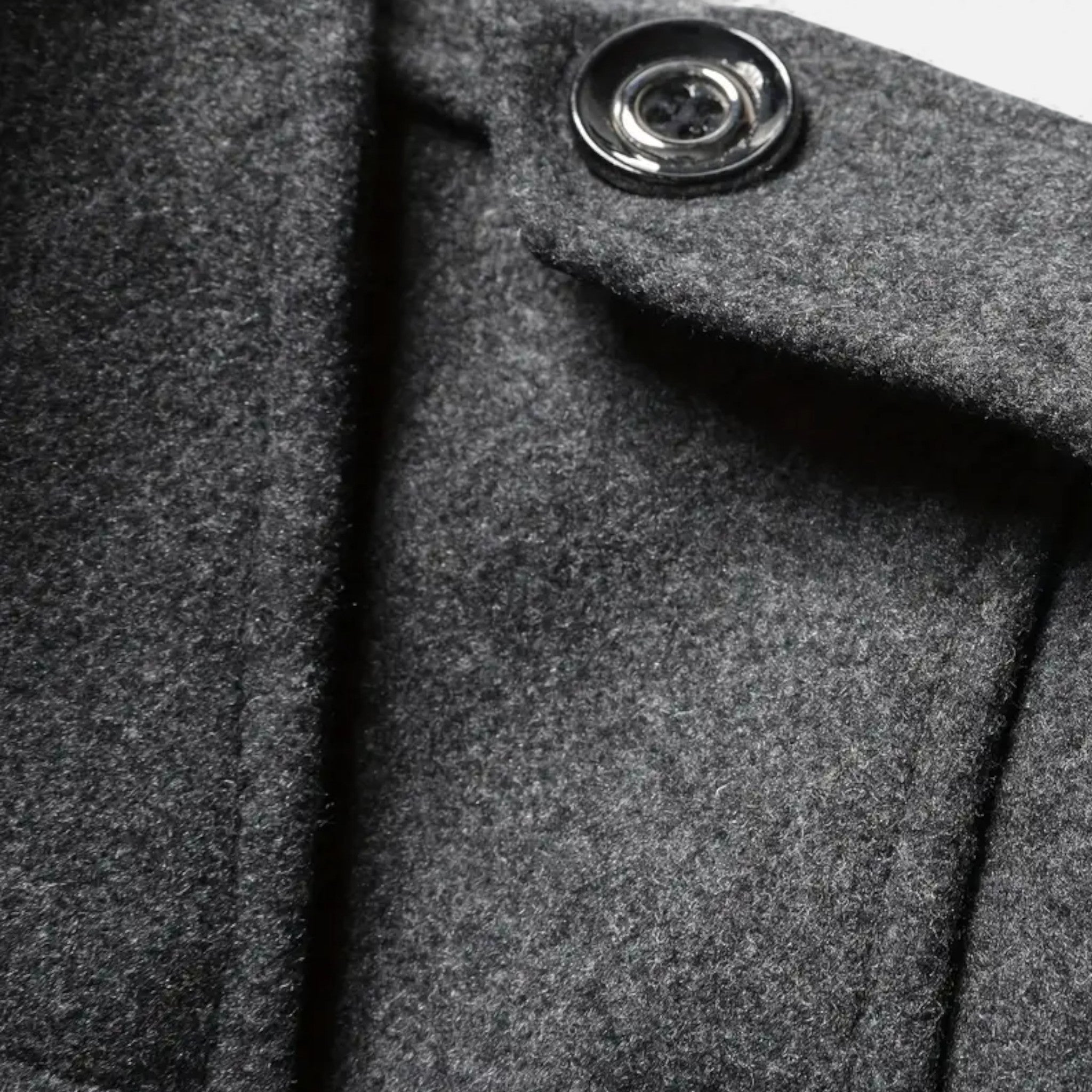 Rocal Outlet | Abrigo Largo de Hombre – Elegancia Vintage con Cuello en Contraste