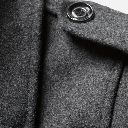 Rocal Outlet | Abrigo Largo de Hombre – Elegancia Vintage con Cuello en Contraste