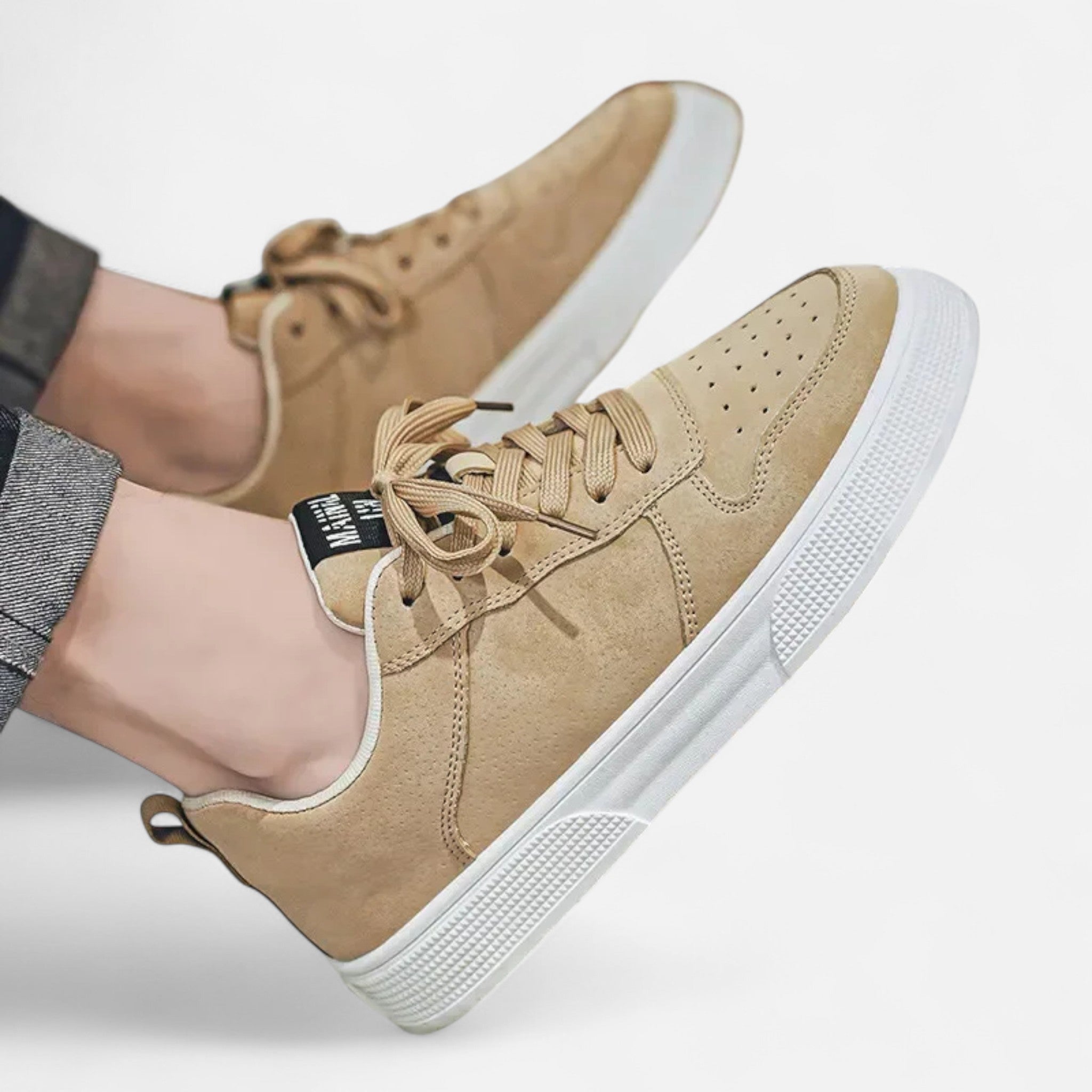 Rocal Outlet | Zapatillas para hombre – Elegancia clásica de corte bajo para uso diario